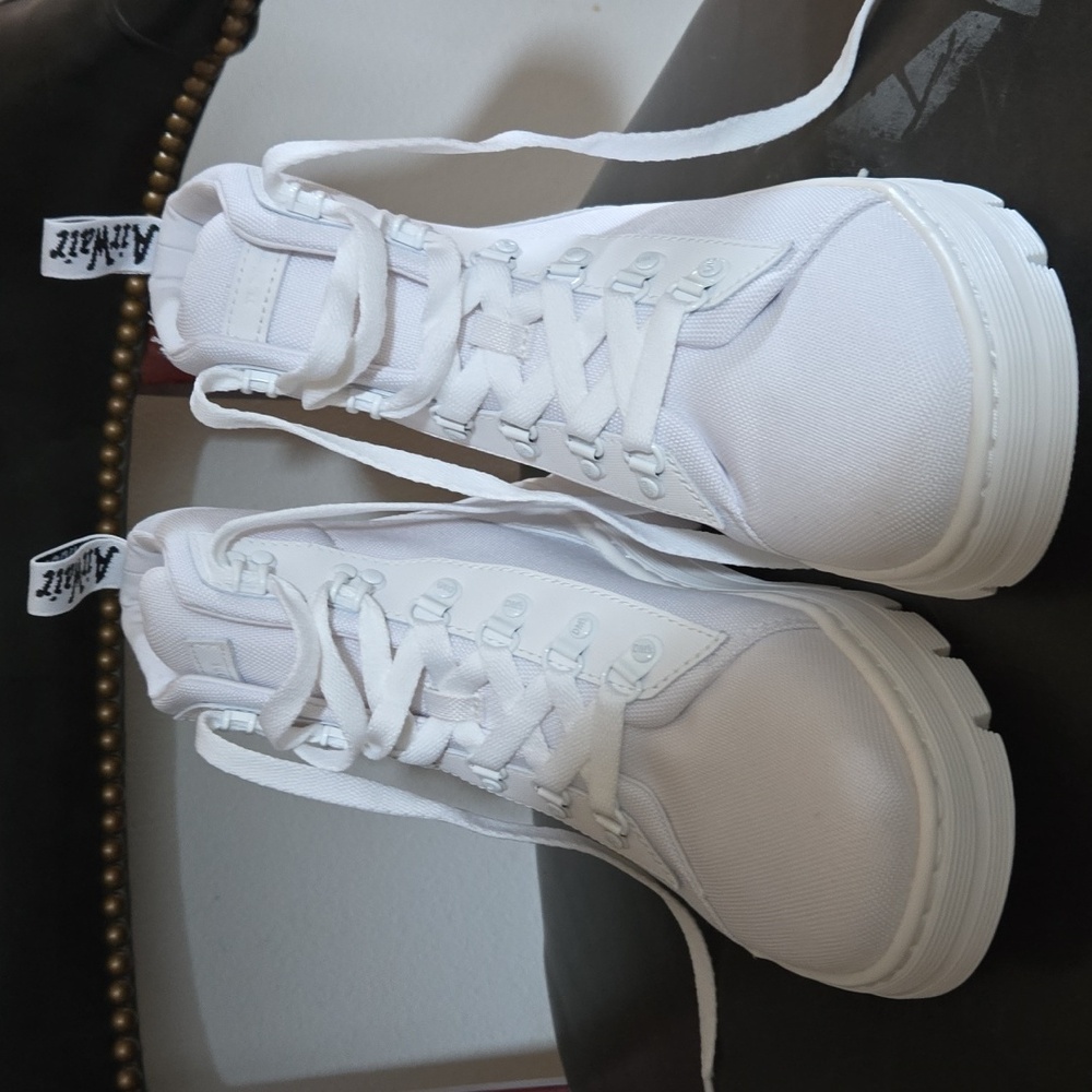 White High-Top Doc Martens Combs Boots